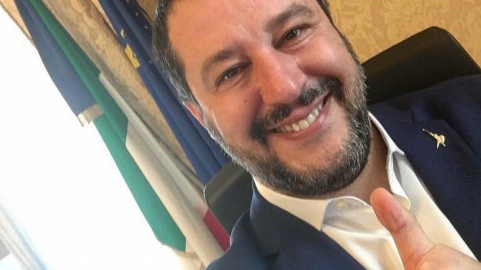 Matteo Salvini hrozí přivézt všechny migrantské lodě do Marseille
